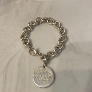 Tiffany & Co. round tag bracelet